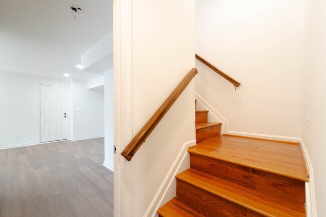 Building Photo - Fabulous Home in Aquia Harbor