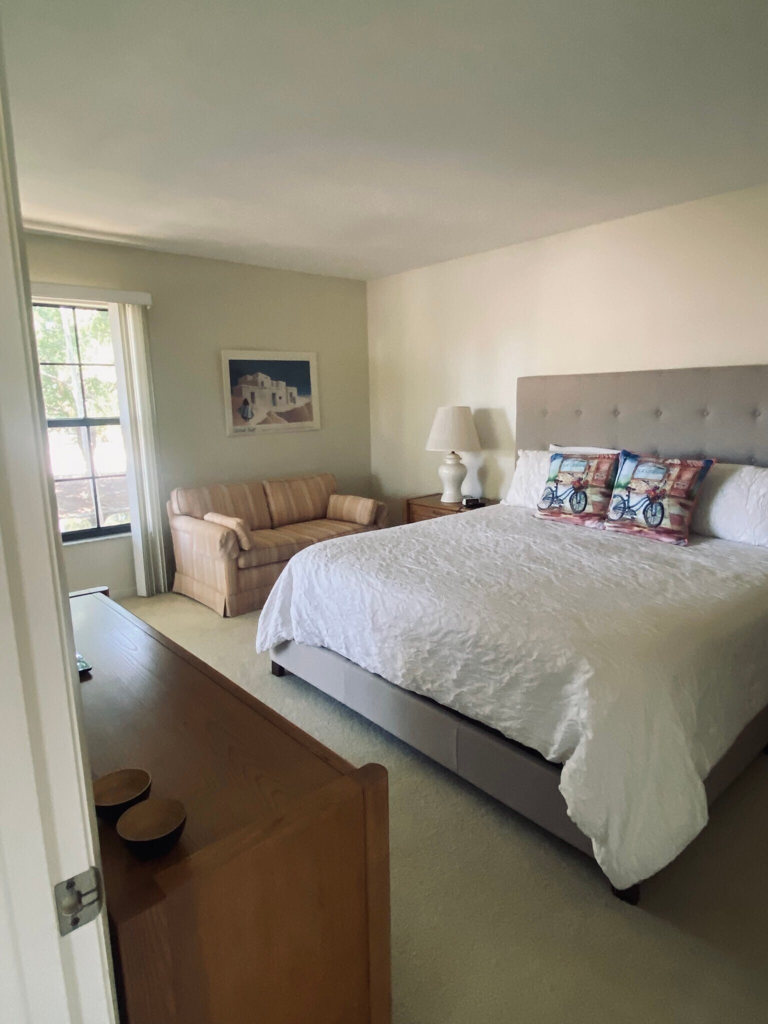 Building Photo - 4727 Winslow Beacon