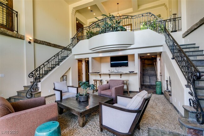 Building Photo - 549 Regents Gate Dr