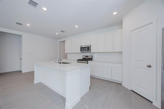 Building Photo - 2005 Nokota Pkwy