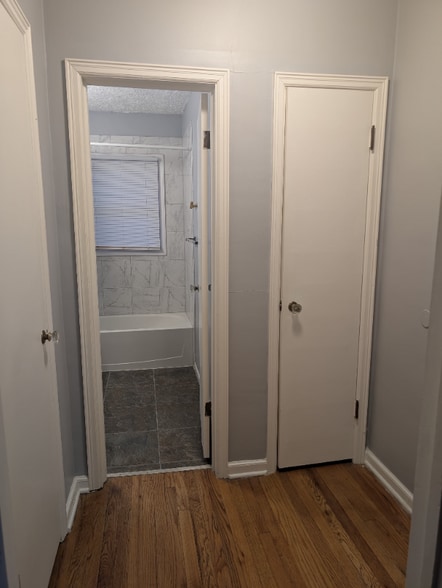 Building Photo - 1709 B St