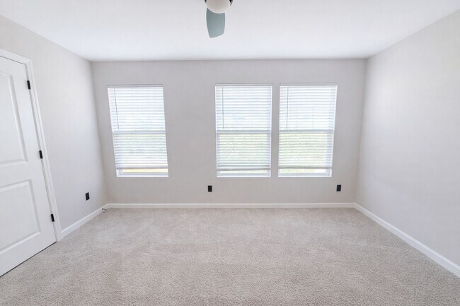 Building Photo - 12881 Clydesdale Dr