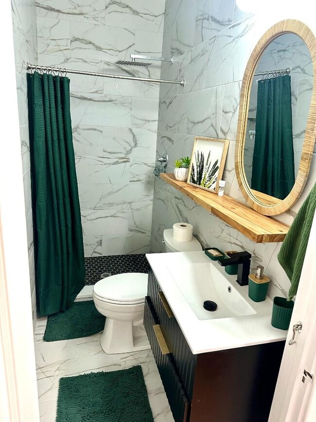 Building Photo - 2151 Olive St