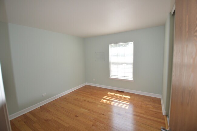 Building Photo - 1267 Bradwell Ln