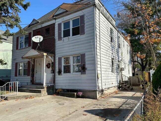 Building Photo - 6 Kelly Pkwy