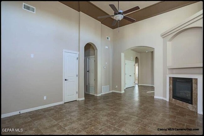 Building Photo - 3642 Grand Bahamas Dr