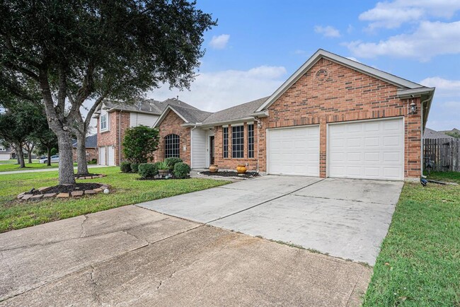 Building Photo - 1753 Silver Bend Dr