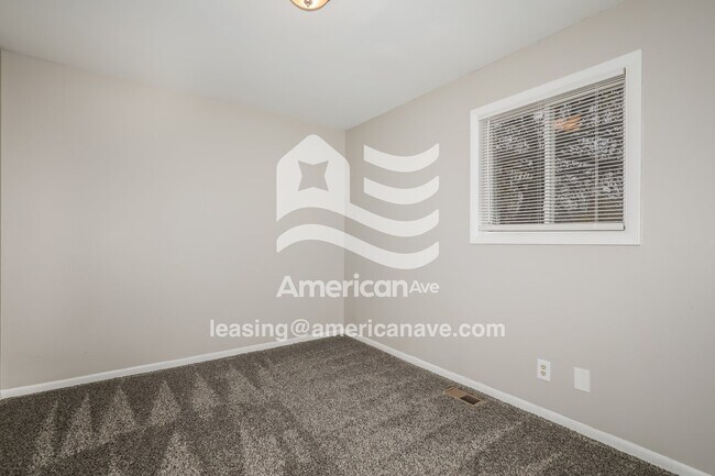 Building Photo - 4053 Arquette Dr