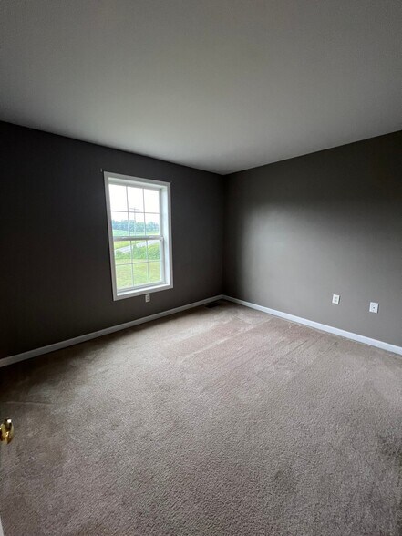 Building Photo - 254 McNeill Dr