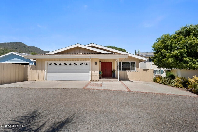 Primary Photo - 225 Canyon Rd