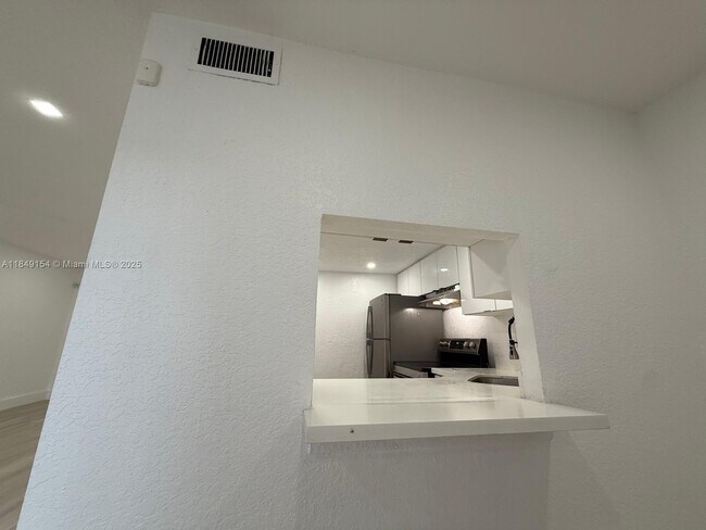 Building Photo - 2655 NW 60th Way