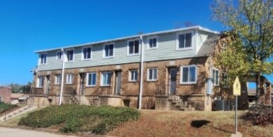 Building Photo - 1100 7th St