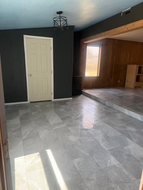 Building Photo - 600 S Pecan Ave