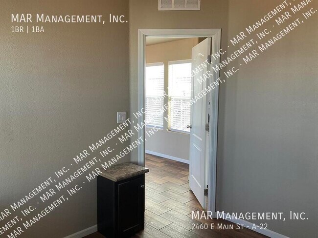 Building Photo - 2460 E Main St