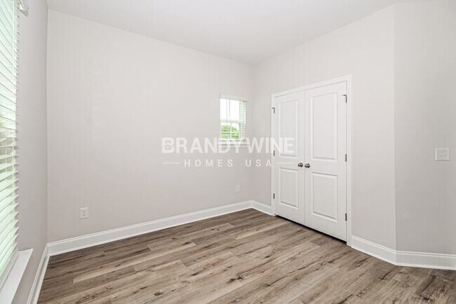 Building Photo - 1032 Wildflower Dr