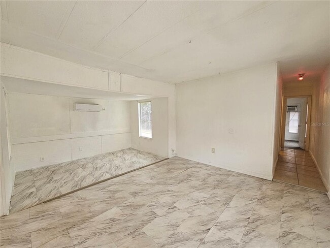 Building Photo - 2330 W Patterson St