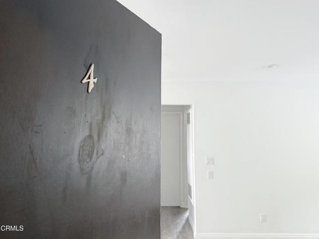 Building Photo - 318 Laveta Terrace