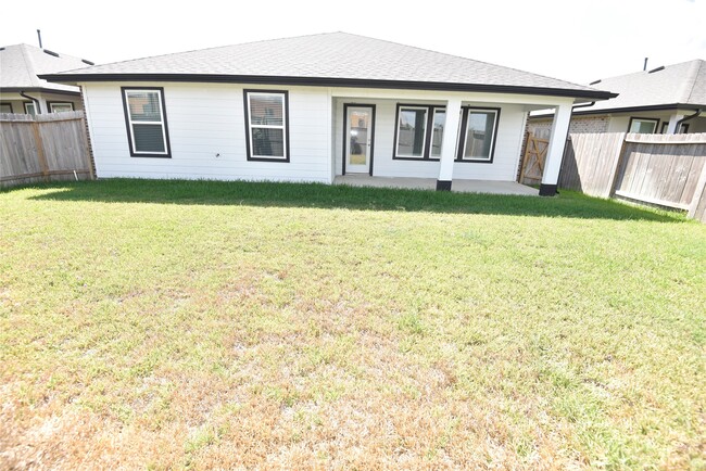 Building Photo - 703 Alpine Fls Rd