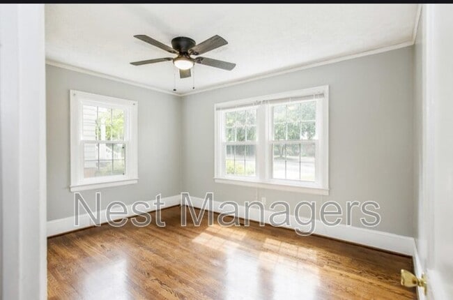 Building Photo - 604 Pilot Ave