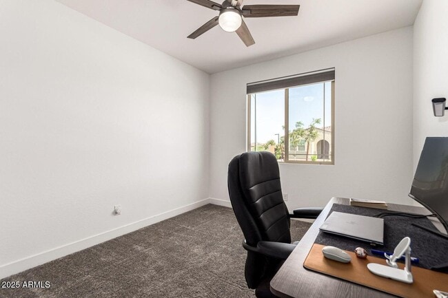 Building Photo - 8773 W Medlock Dr