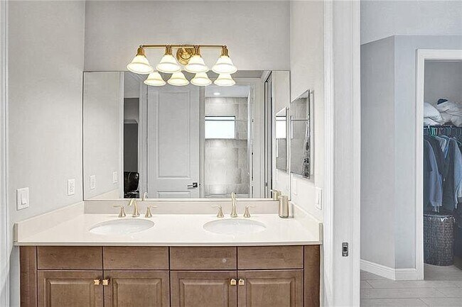 Building Photo - 11720 Waterway Cir