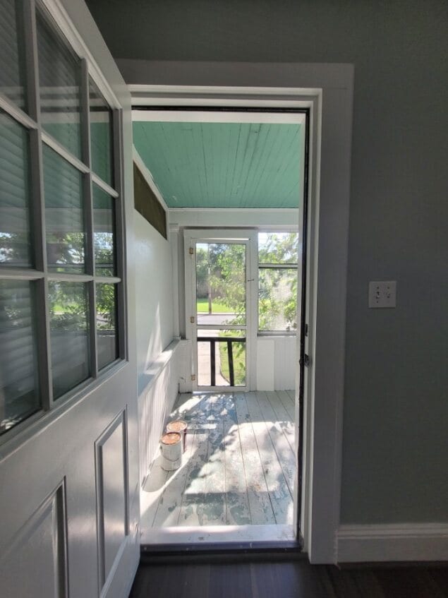 Building Photo - 121 W Main St