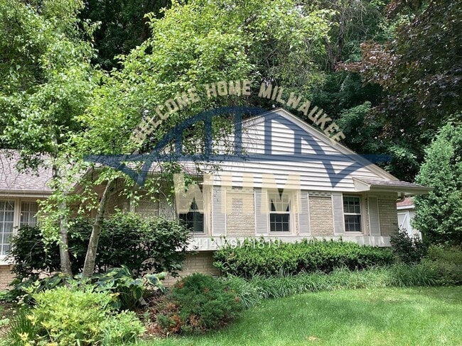 Building Photo - 1660 Lindhurst Ct