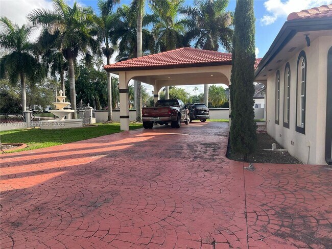 Building Photo - 450 NW 130th Ave