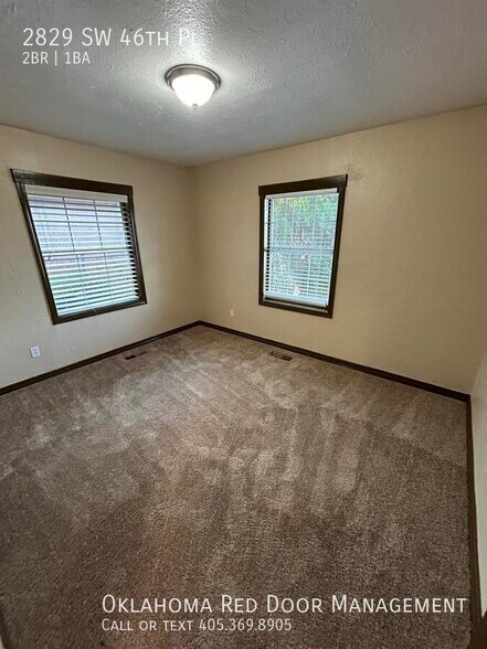 Building Photo - 2829 SW 46th Pl