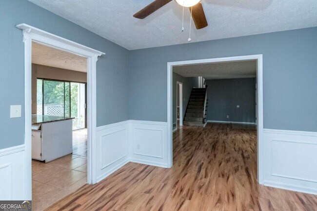Building Photo - 2275 Camden Ct