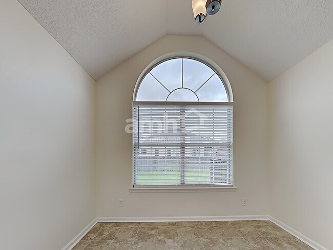 Building Photo - 161 Belle Grove Cir