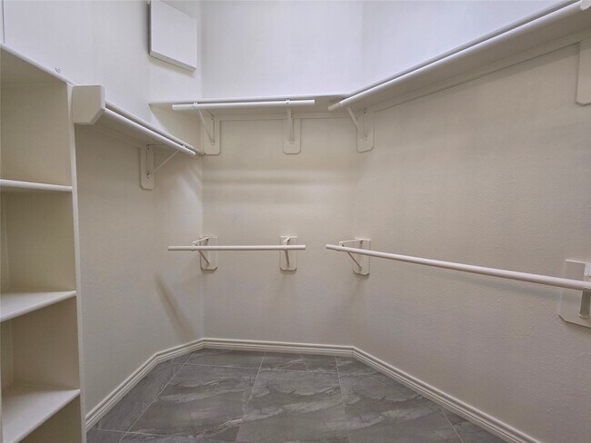 Building Photo - 159 S Delta Mill Cir