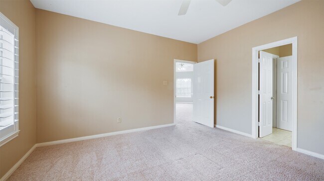 Building Photo - 22307 Fairbay Dr