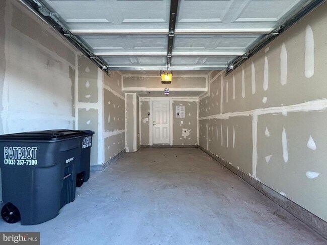 Building Photo - 1104 Dabney Dr