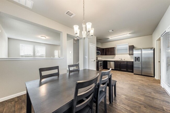 Building Photo - 1914 Whitaker Dr