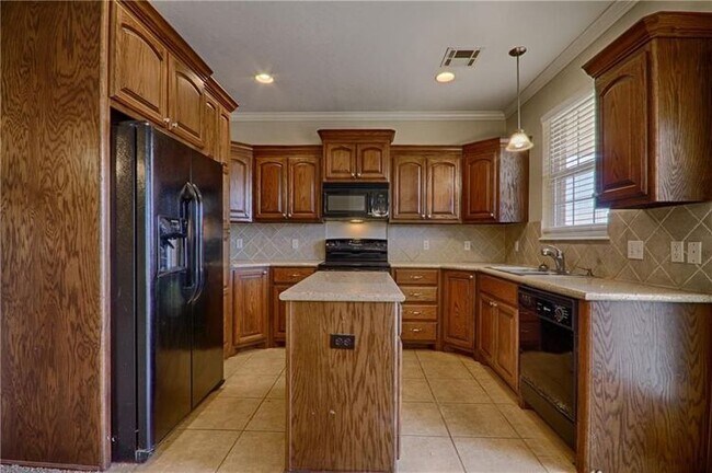 Building Photo - 11326 NW 121st Pl