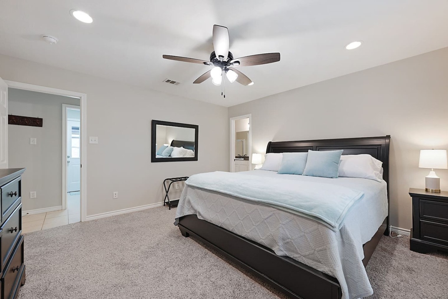 Building Photo - 406 Montauk Ct