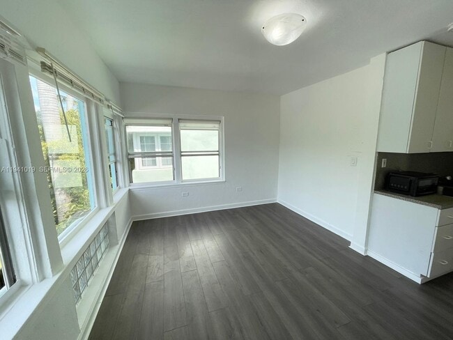 Building Photo - 1555 Pennsylvania Ave