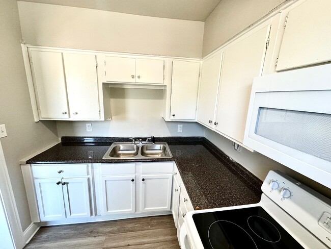 Building Photo - Affordable, Quiet Apartment Living in the ...