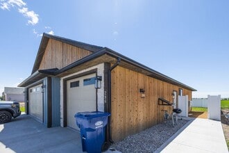 Building Photo - K286LI