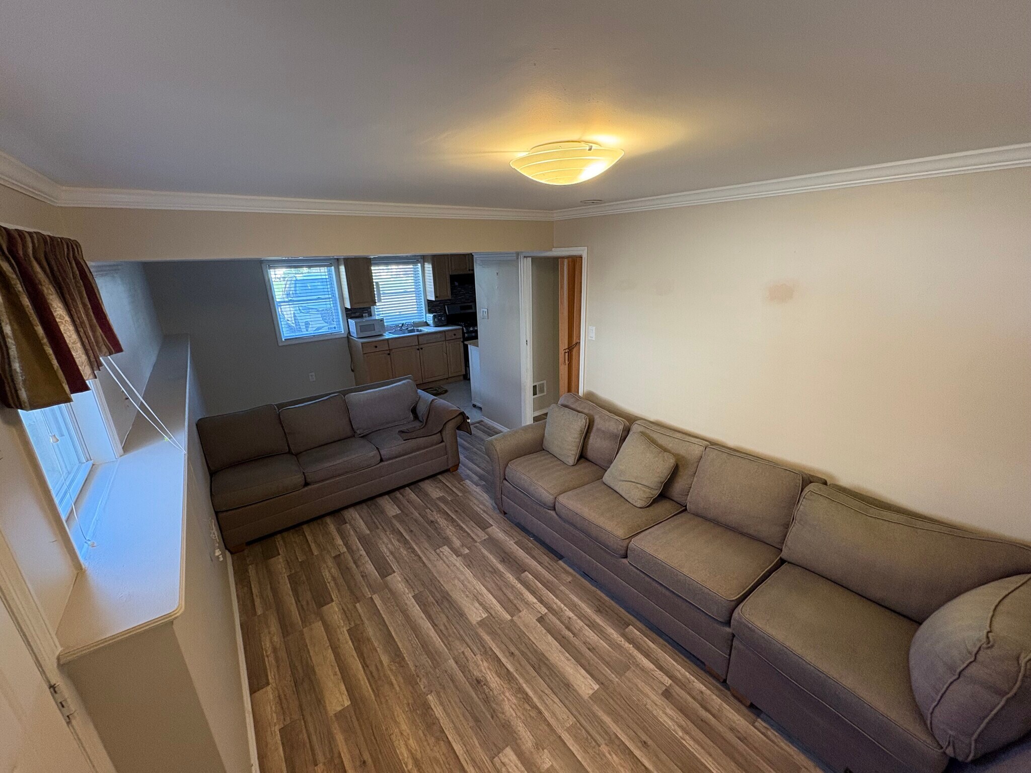 Building Photo - 318 Claremont Ave