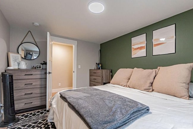 Building Photo - NEWLY REMODELED 3 BED 2 BATH HOME IN REXBURG
