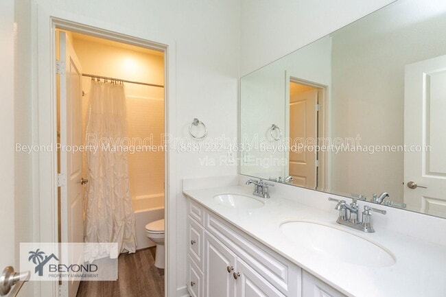 Building Photo - 13410 Pasture Ct