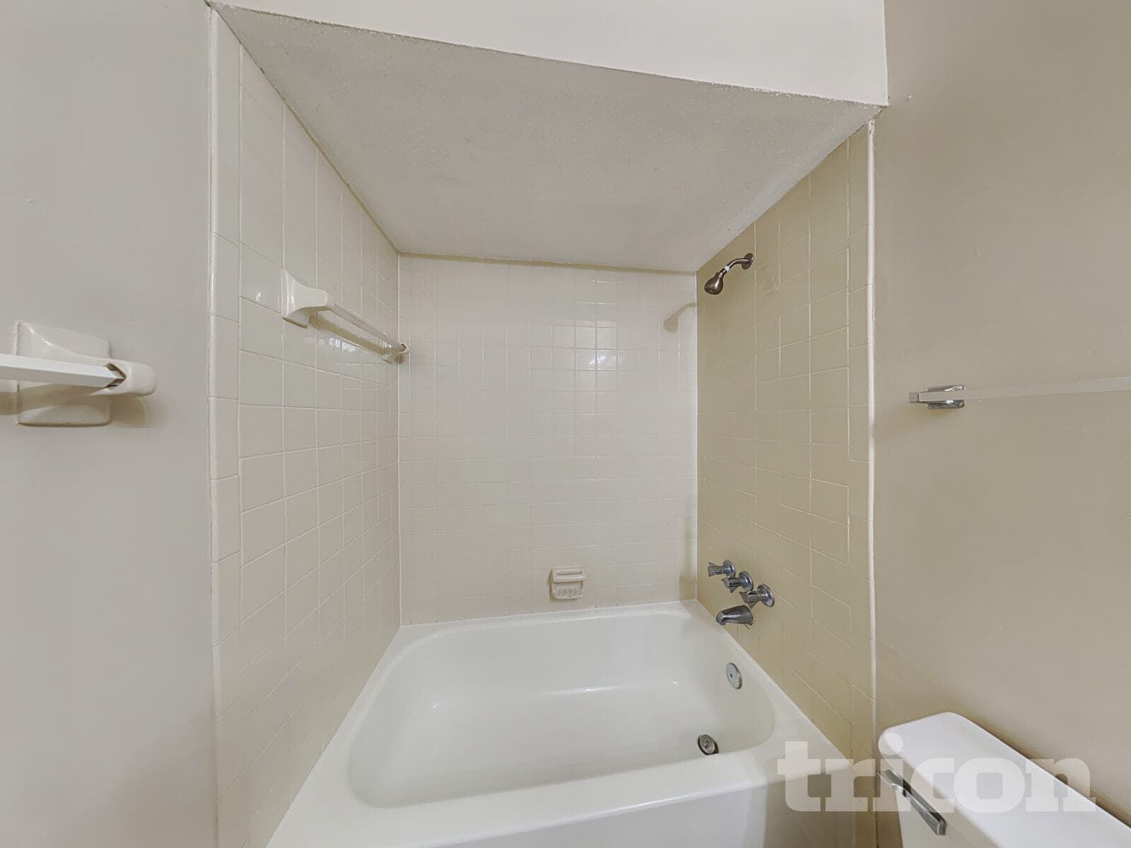 Building Photo - 10719 Lippizan Dr