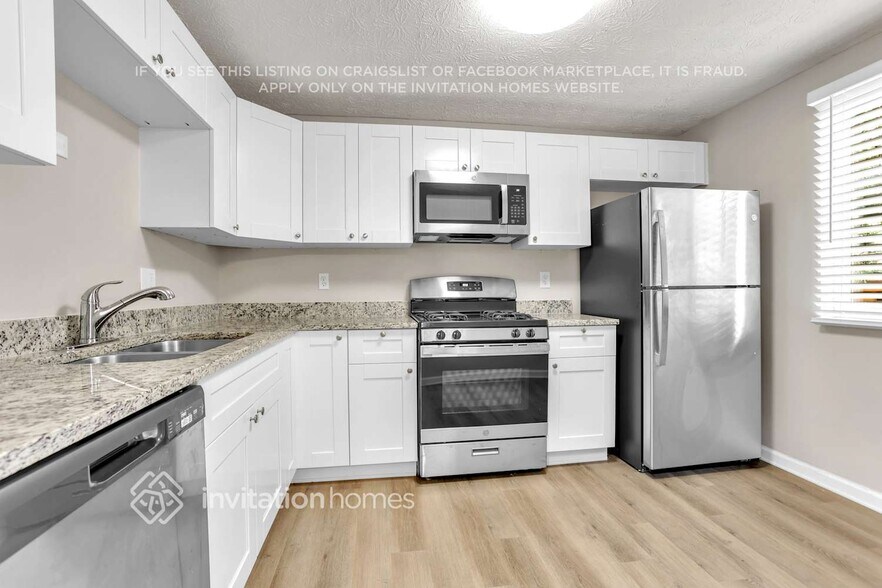 Building Photo - 5230 Long Green Ln