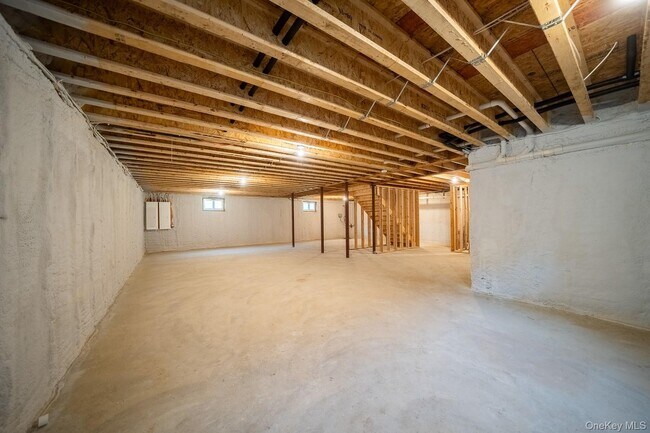 Building Photo - 60 Ramble Ln