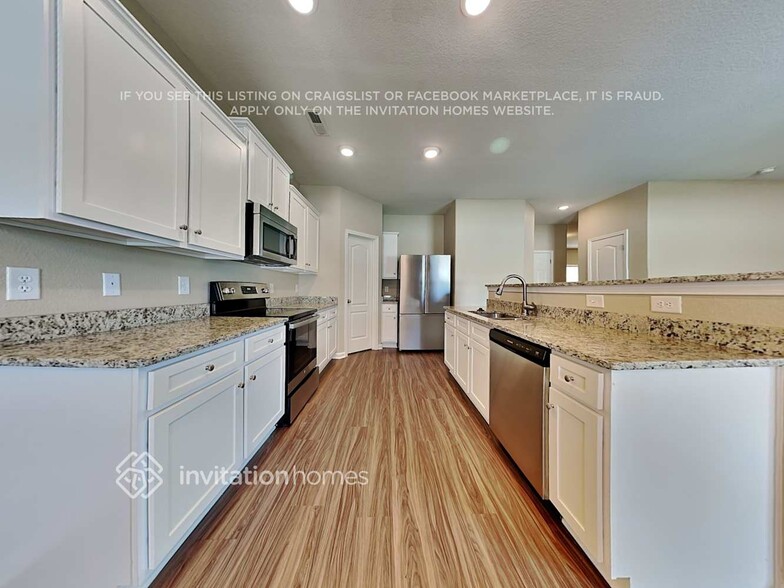 Building Photo - 6565 Paw Village Rd