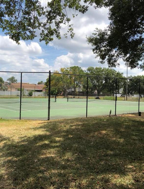 Building Photo - 10110 Winsford Oak Blvd