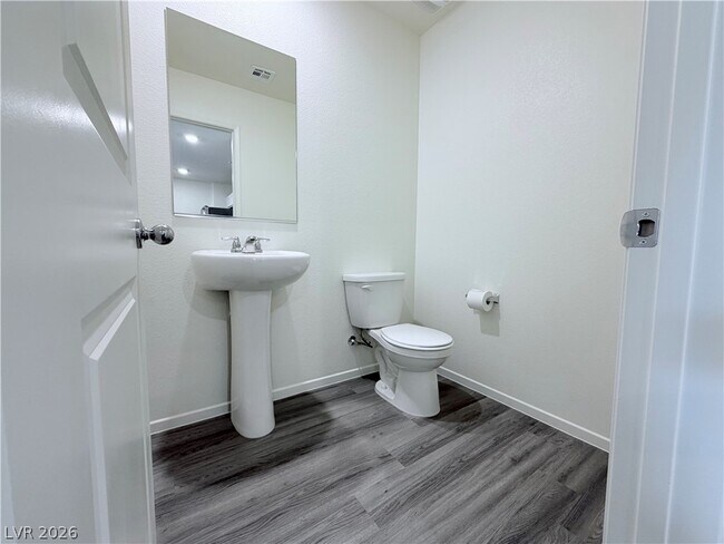 Building Photo - 9332 Serene Hbr St