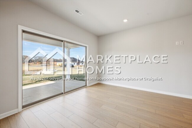 Building Photo - 154 SOUTHERN Trl